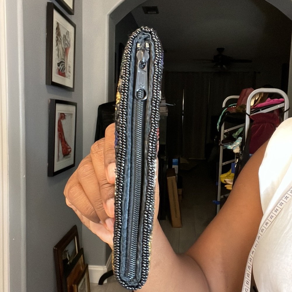 NEIMAN MARCUS BEADED POUCH - Picture 3 of 4